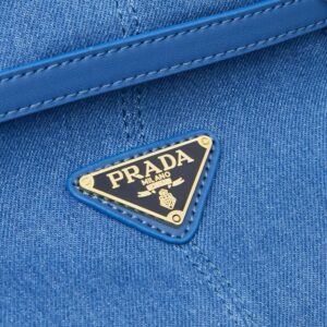 【AT6161】Prada（プラダ）デニム製アンダーアームバッグ、都市女性のための完璧なファッションアイテム | Prada