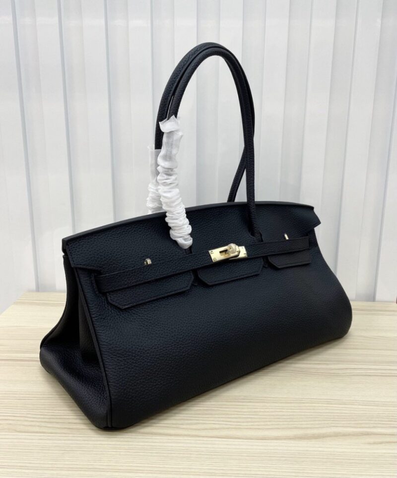 【AT6165】エルメス ショルダーバーキン 42cm 黒い牛革ショルダーバッグ | Hermès