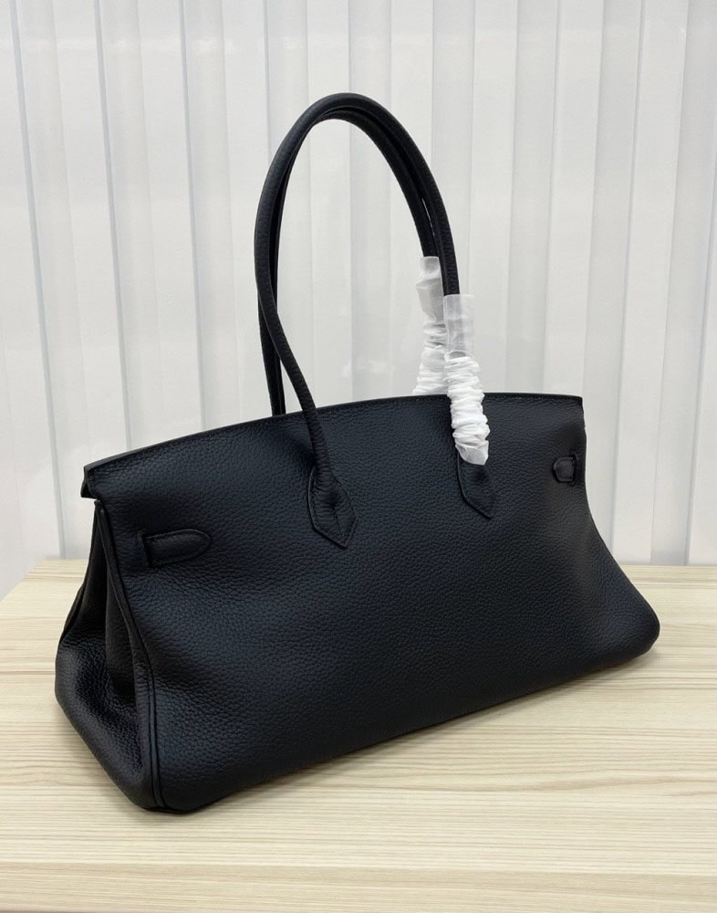 【AT6165】エルメス ショルダーバーキン 42cm 黒い牛革ショルダーバッグ | Hermès