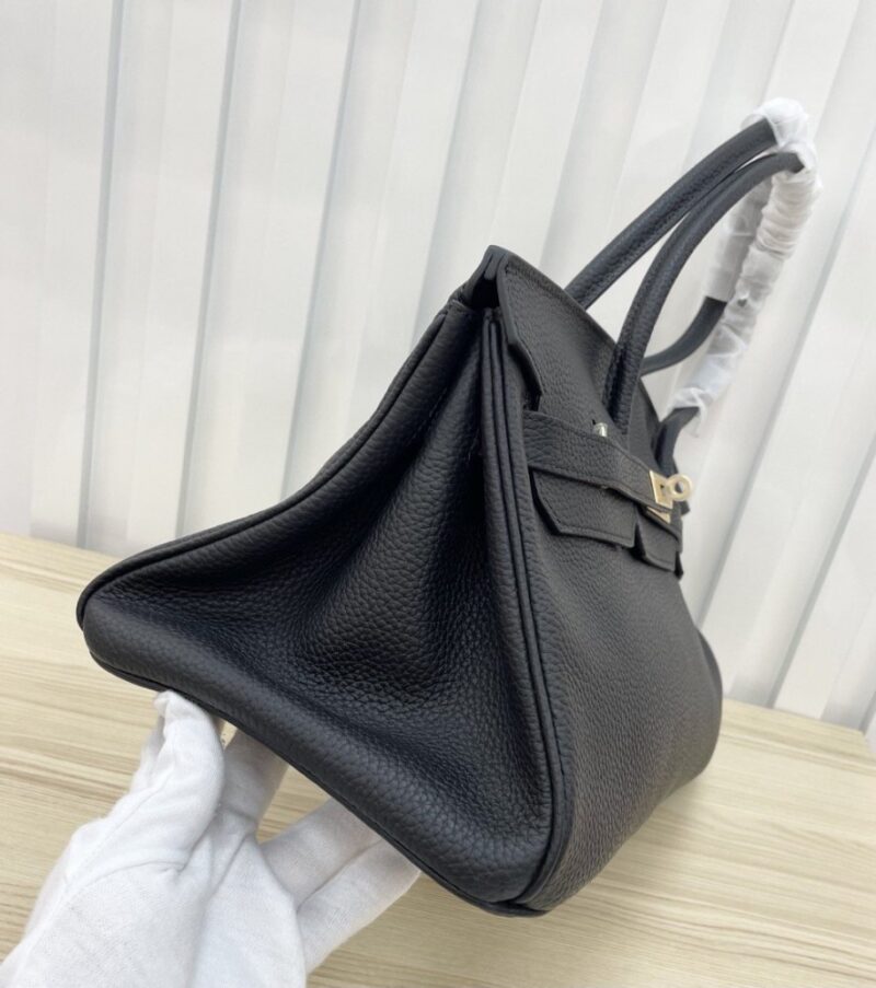 【AT6165】エルメス ショルダーバーキン 42cm 黒い牛革ショルダーバッグ | Hermès