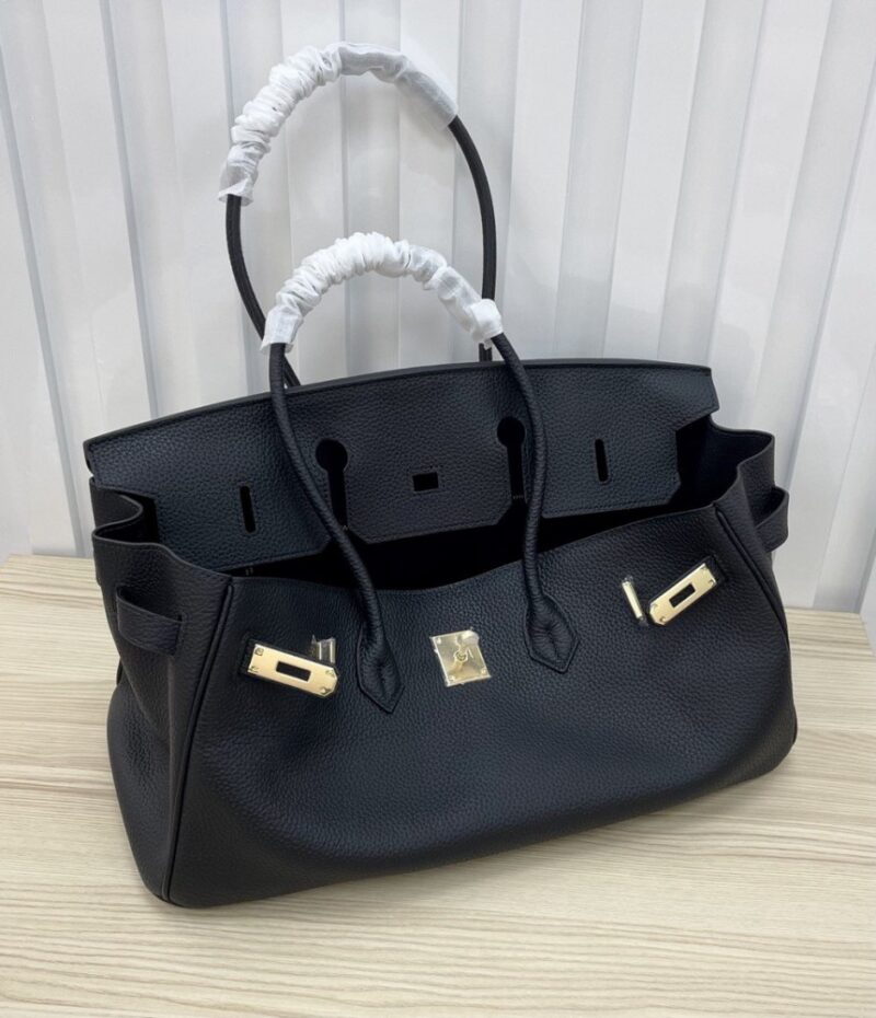 【AT6165】エルメス ショルダーバーキン 42cm 黒い牛革ショルダーバッグ | Hermès