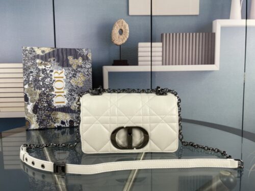 【AT6182】ディオールカロ ダイヤ柄チェーンハンドバッグ 最新のファッショントレンドをリードする | Dior Paris
