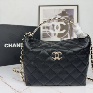 【AT6184】シャネル ダイヤ柄リザード型押し牛革ハンドバッグ | Chanel