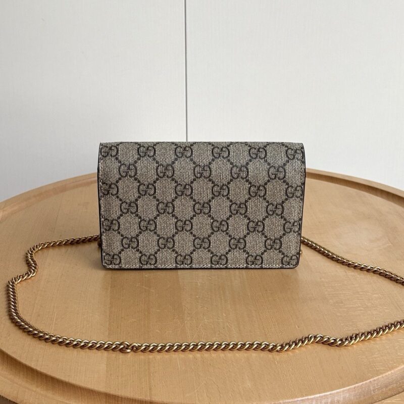 【AT6199】グッチ GGプリントチェーンバッグ：チェリーデザインが特徴のエレガントなバッグ | Gucci