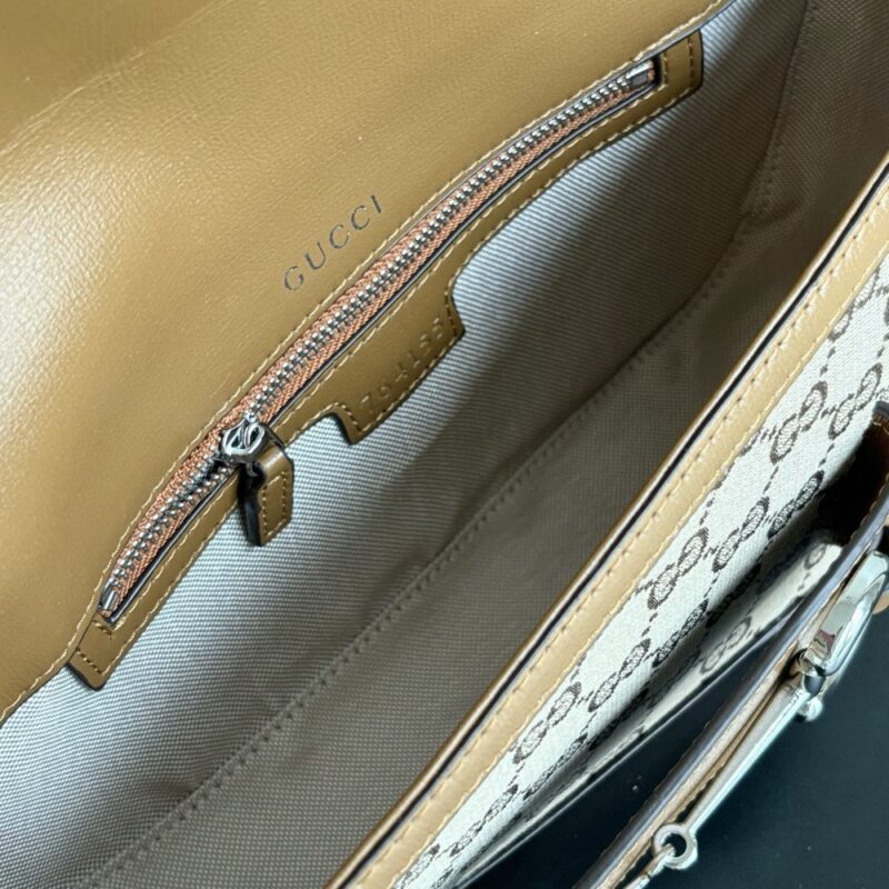 【AT6203】グッチ 1955サドルバッグ：都会の女性のための贅沢なアイテム | Gucci Firenze