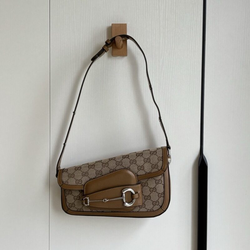 【AT6203】グッチ 1955サドルバッグ：都会の女性のための贅沢なアイテム | Gucci Firenze