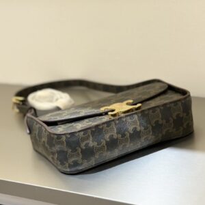 【AT6205】Celineセリーヌのエナメル型押し牛革アクセサリーバッグ | Celine