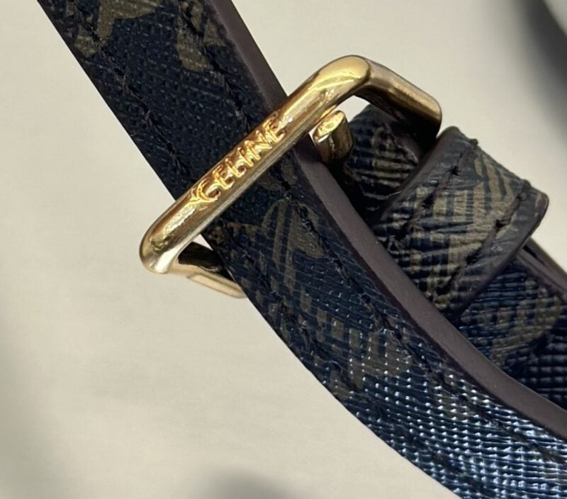 【AT6205】Celineセリーヌのエナメル型押し牛革アクセサリーバッグ | Celine