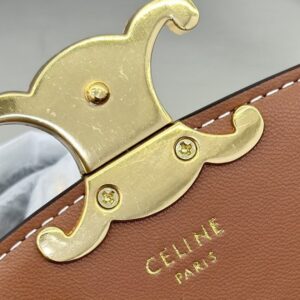 【AT6205】Celineセリーヌのエナメル型押し牛革アクセサリーバッグ | Celine