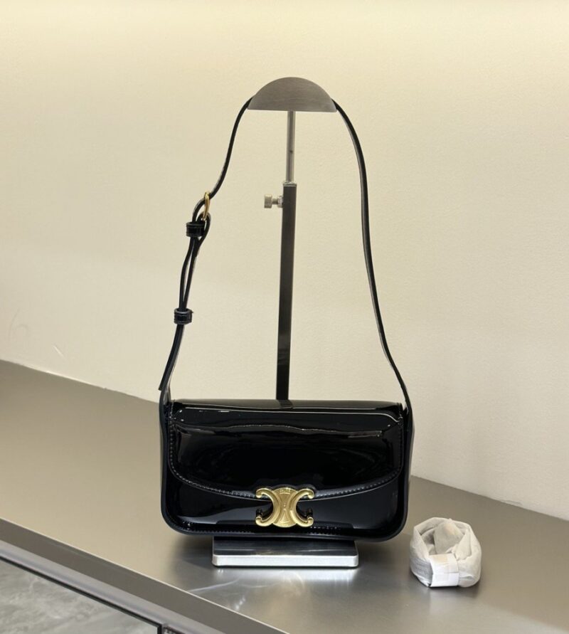 【AT6206】セリーヌパテントレザークラッチバッグ - 贅沢なエレガンスとモダンなデザイン | Celine Paris