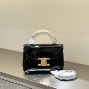 【AT6209】セリーヌのTeen Triompheコレクション：都会のファッションセンスを表現する黒いエナメルバッグ | Celine Paris