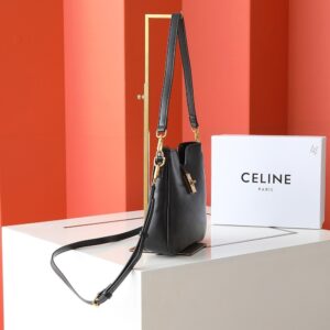【AT6215】セリーヌパリCeline Paris 手作り斜めがけバッグ2502シリーズ-クラシックなブラックカジュアルデイバッグ | Celine Paris
