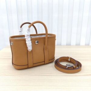 【AT6236】ガーデンシリーズ：小さな贅沢なミニハンドバッグ | Hermes