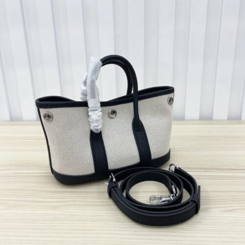【AT6240】エルメスのGardenシリーズ：夏を彩るエレガントなミニハンドバッグ | Hermes Paris