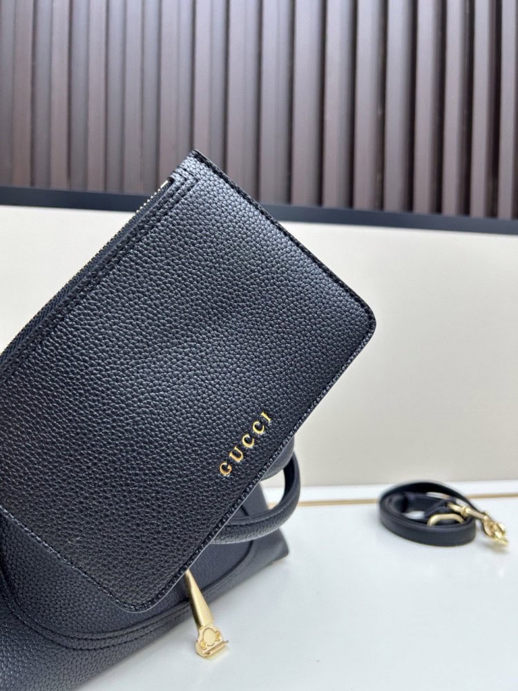 【AT6251】グッチ Softbitレザーハンドバッグ | ラグジュアリーな質感とエレガントなデザイン | Gucci