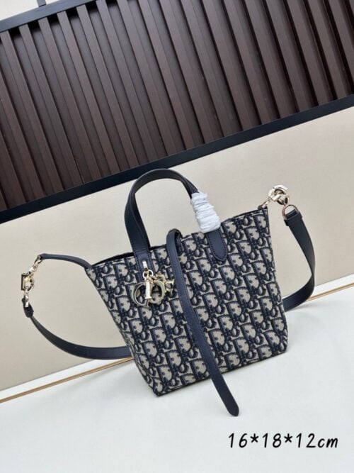 【AT6258】ディオール Toujours 立ちバッグ、赤牛革 ハンドバッグ フランスエレガンス | Dior