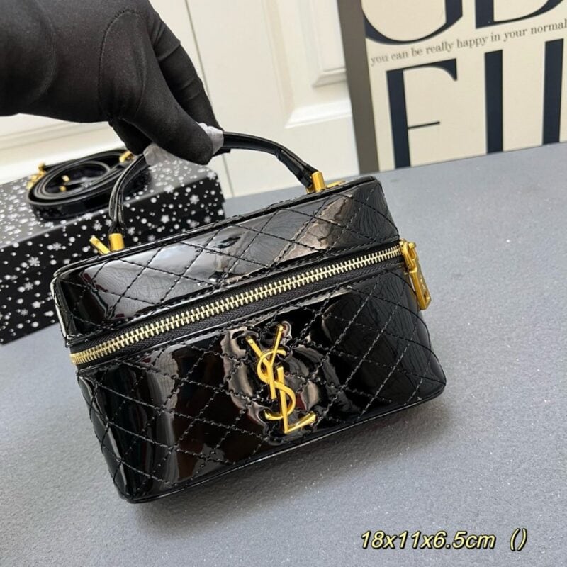 【AT6278】YSL ブラックダイヤモンド柄エンボスミニボックスバッグ | YSL