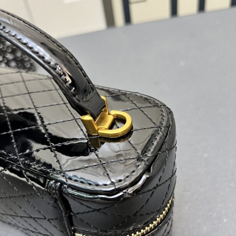 【AT6278】YSL ブラックダイヤモンド柄エンボスミニボックスバッグ | YSL