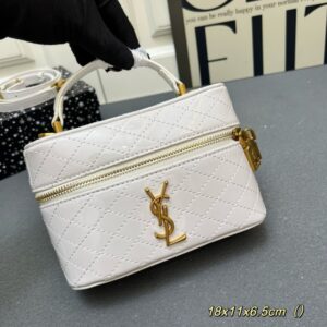 【AT6279】イヴ・サンローランYSL GABY MINIボックスバッグ、高級なラムスキンレザー製、エレガントなジュエリーデザイン | Saint Laurent