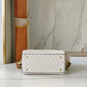 【AT6292】マイケル・コース Michael Kors レザーボストン形バッグ エレガントで都会的なファッションアイコン | MK
