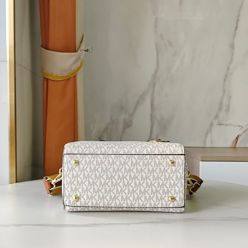 【AT6292】マイケル・コース Michael Kors レザーボストン形バッグ エレガントで都会的なファッションアイコン | MK