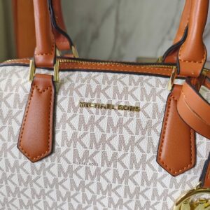 【AT6292】マイケル・コース Michael Kors レザーボストン形バッグ エレガントで都会的なファッションアイコン | MK