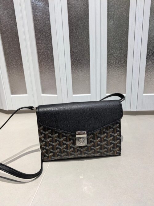 【AT6313】ゴヤール Chypreシリーズ - 優雅で控えめなエンベロープバッグ | Maison Goyard