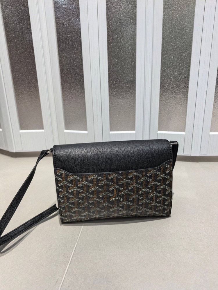 【AT6313】ゴヤール Chypreシリーズ - 優雅で控えめなエンベロープバッグ | Maison Goyard