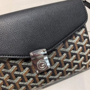 【AT6313】ゴヤール Chypreシリーズ - 優雅で控えめなエンベロープバッグ | Maison Goyard