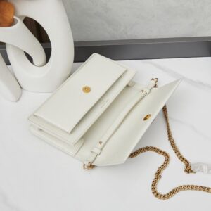 【AT6336】YSLチェーンバッグ - レザー素材のエレガントな22x12x4サイズ | Saint Laurent Paris