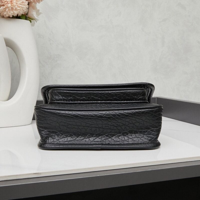 【AT6344】YSLイヴ・サンローランNIKIミニショルダーバッグ- 贅沢さと美しさを日常に | Saint Laurent