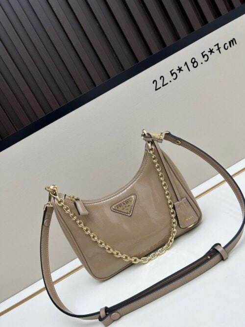 【AT6357】プラダデザイナーコレクション | 繊細なアプリコット牛革シングルショルダーバッグ | Prada Italy