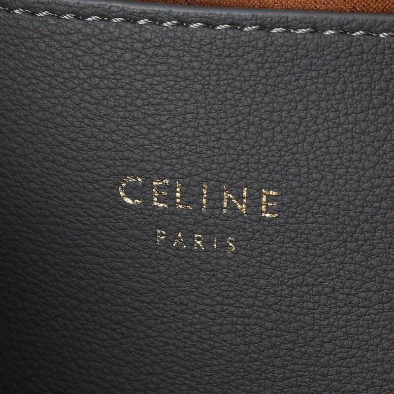 【AT6382】CelineセリーヌTriompheトートバッグ - 精巧なゴールドバックル付きの小さな都会の贅沢なレザーバッグ | Celine