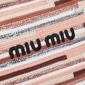 【AT6423】ミュウミュウ 2024夏の新作レインボーウィーブトートバッグ | Miu Miu