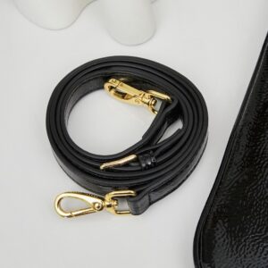 【AT6424】ミュウミュウクラシックワックスレザートートバッグ ブラック🖤 | Miu Miu