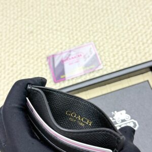 【AT7070】Coachコーチ ミニカードケース レザー素材 精巧なデザイン | Coach