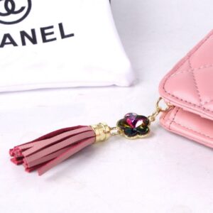 【AT7095】シャネルのラムスキンウォレット - ピンクのクラシックなダイヤ柄デザイン | Chanel Paris