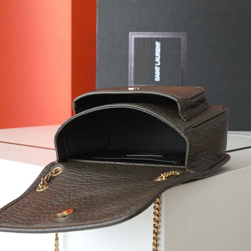 【AT7127】YSL イヴ・サンローラン ニキシリーズ ミニクロスボディバッグ グレインレザー素材 メタルチェーン付き | Saint Laurent
