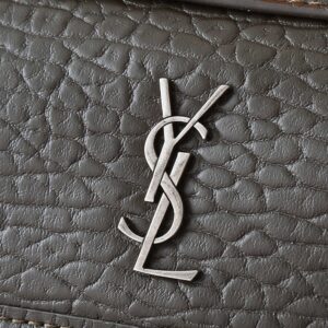 【AT7128】サンローラン ニキミニショルダーバッグ: エレガントな羊皮素材と金属チェーンデザイン | Yves Saint Laurent