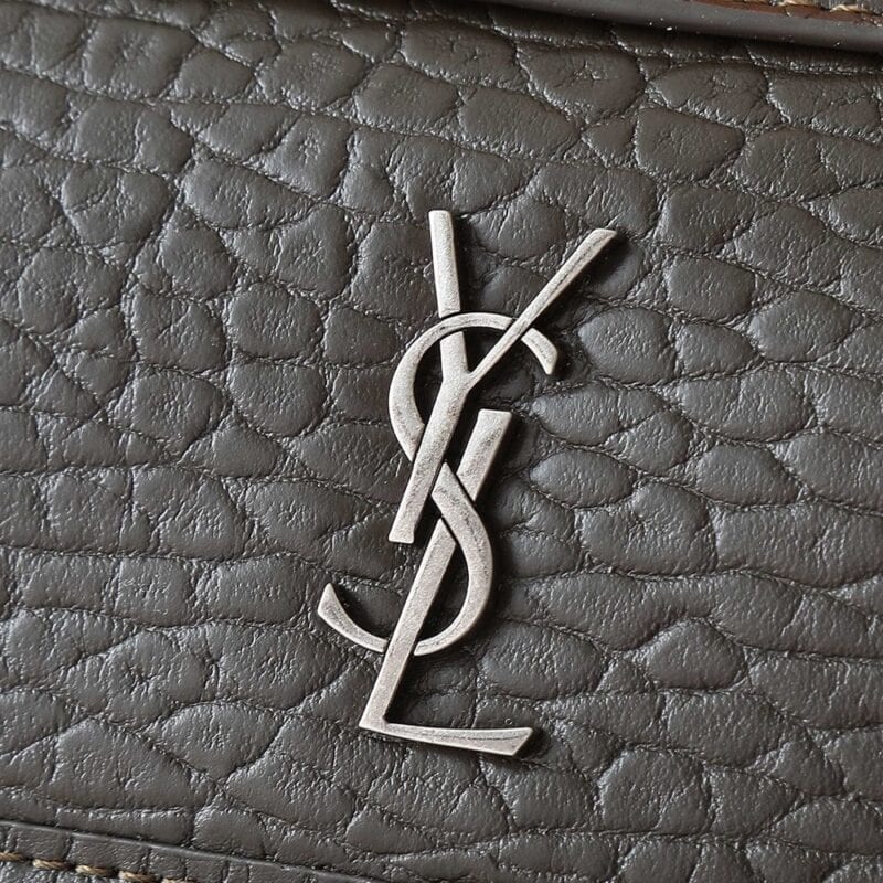 【AT7128】サンローラン ニキミニショルダーバッグ: エレガントな羊皮素材と金属チェーンデザイン | Yves Saint Laurent
