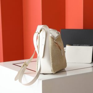 【AT7133】サンローラン夏限定ラフィア編みバケツバッグ、フレンチエレガンスとリゾートムードを演出 | Saint Laurent Paris