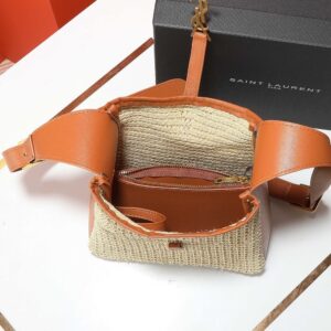 【AT7134】サンローラン夏の編みバケツバッグ、リゾートファッションを優雅に演出 | YSL