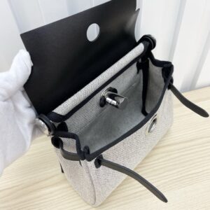 【AT7148】プラダ リボン付きミニショルダーバッグ - 優雅で控えめな究極のアート | Hermès Paris
