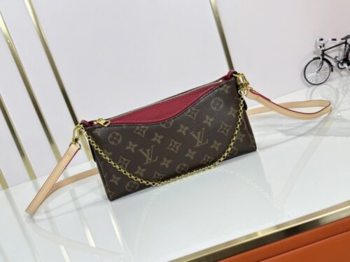 【AT7199】ルイ・ヴィトンのモノグラムキャンバスチェーンバッグ | Louis Vuitton Malletier