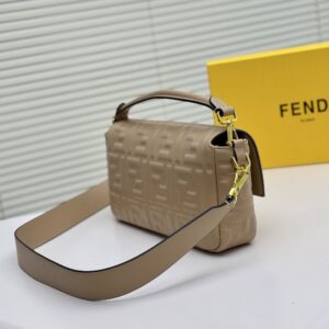 【AT7230】フェンディ バケットバッグ - クラシックで豪華なファッションの代表作 | Fendi Roma