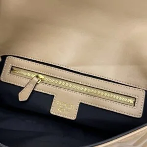 【AT7230】フェンディ バケットバッグ - クラシックで豪華なファッションの代表作 | Fendi Roma