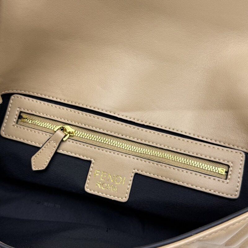 【AT7230】フェンディ バケットバッグ - クラシックで豪華なファッションの代表作 | Fendi Roma