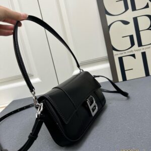 【AT7253】高級メゾンの贅沢な黒革バッグ、エレガントなファッションアイテム2025 | Balenciaga