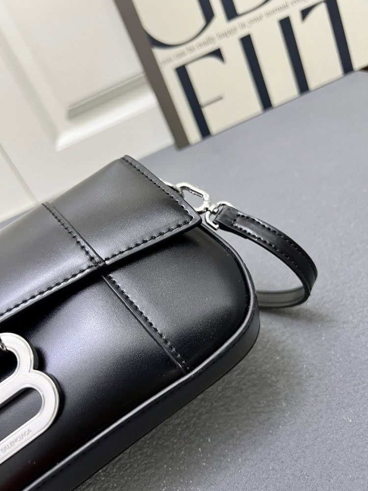 【AT7253】高級メゾンの贅沢な黒革バッグ、エレガントなファッションアイテム2025 | Balenciaga
