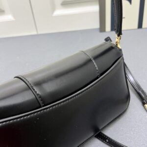 【AT7257】パリ ジュゼッテ Hourglass シリーズ 純正牛革腋下バッグ 黒色 ライトマチュアスタイル向け | Balenciaga